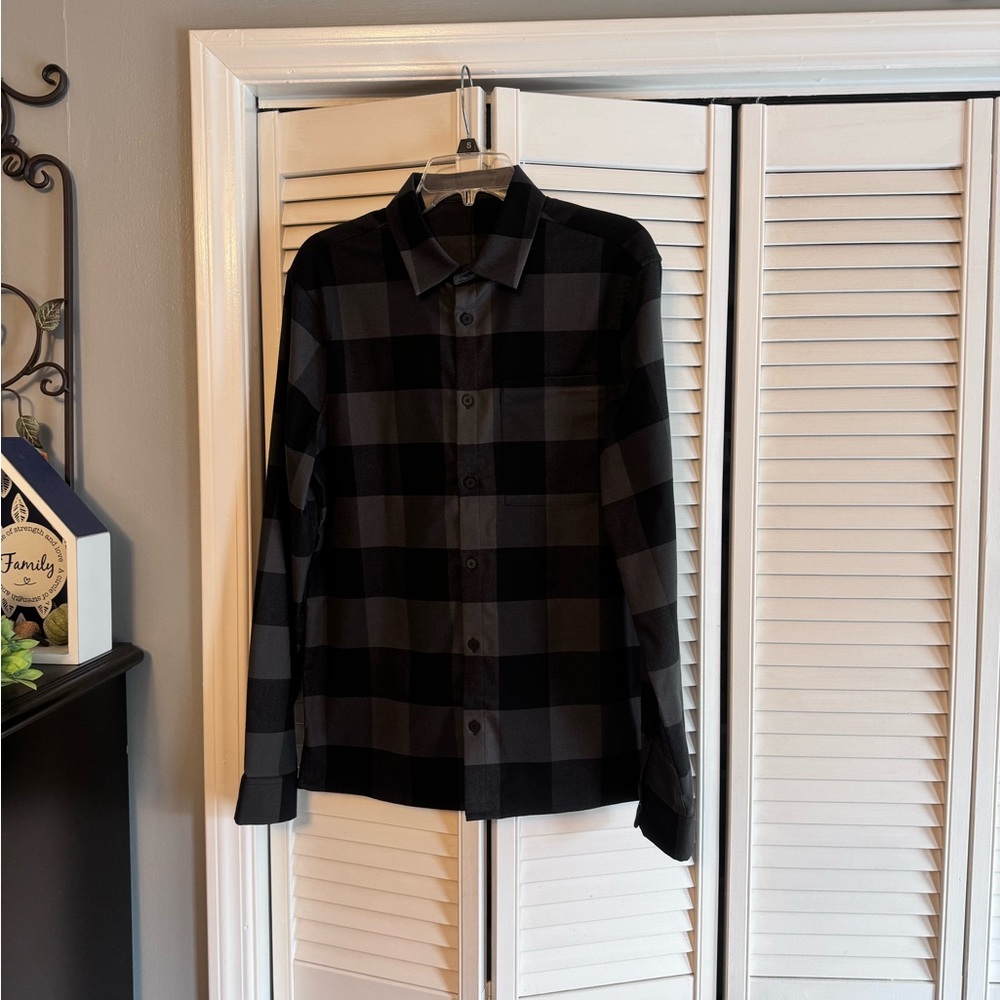 Men's Lululemon Masons Peak Flannel Button Up Shirt SZ‎ SM